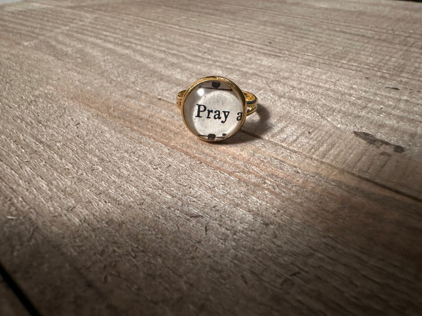 Pray Ring