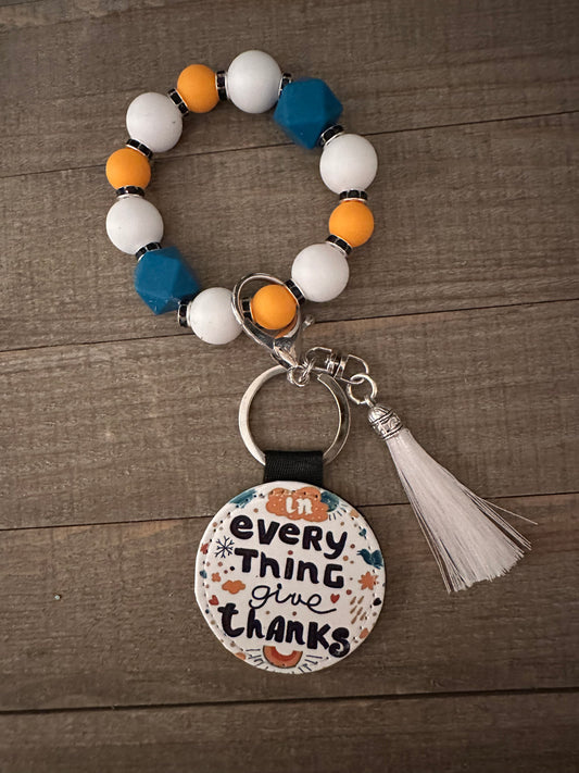 In Everything Give Thanks Wristlet Keychain